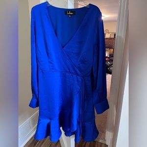 Womens dress, long sleeve, silk material